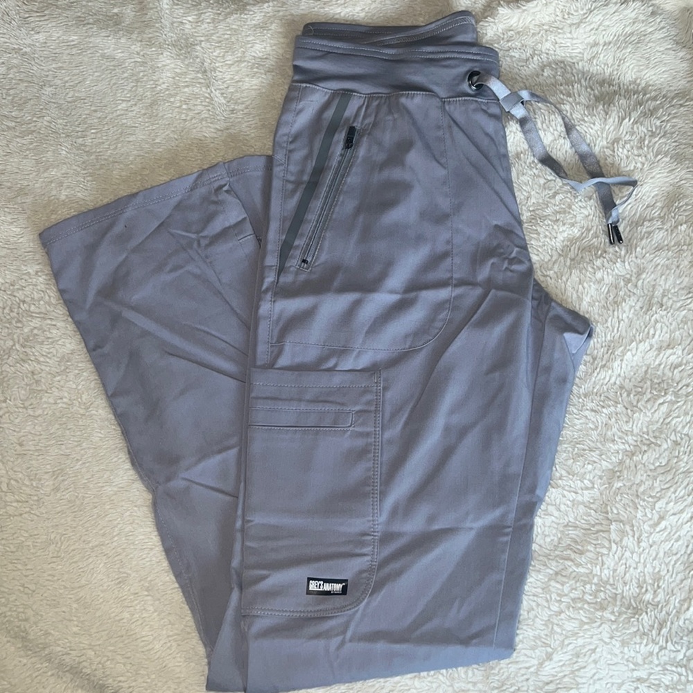 Greys Anatomy scrub bottoms, straight leg in the color moonlight